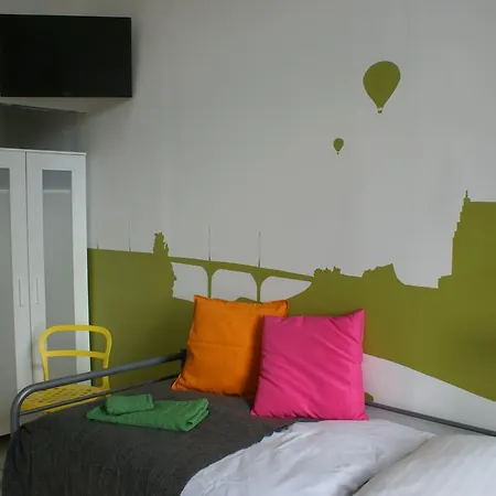 Tenement House Hostel Poznaň